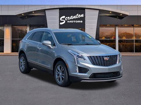 Used 2023 Cadillac XT5 Premium Luxury w/ LPO, Floor Liner Package AWD/4WD image 7