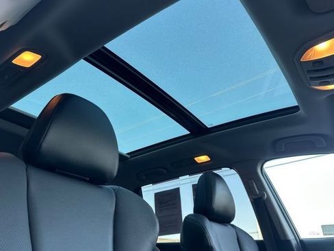 Used 2022 Subaru Ascent Limited image 21