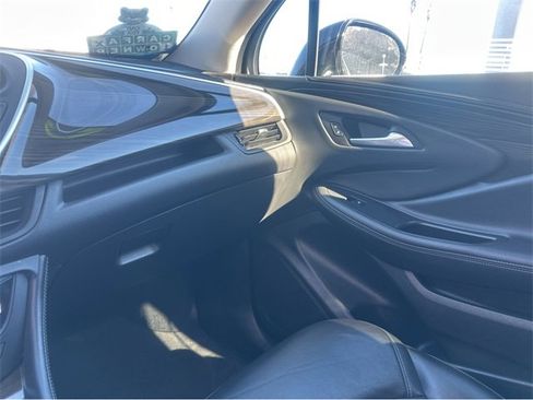 Used 2020 Buick Envision Essence image 14