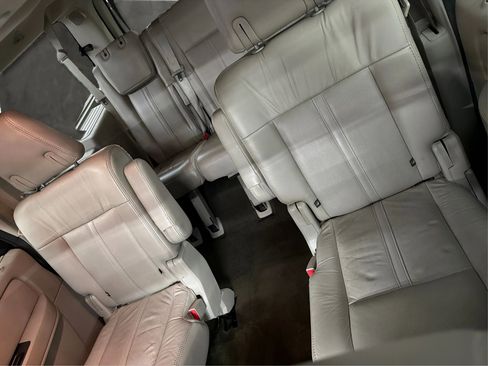 Used 2016 Lincoln Navigator L Select image 37