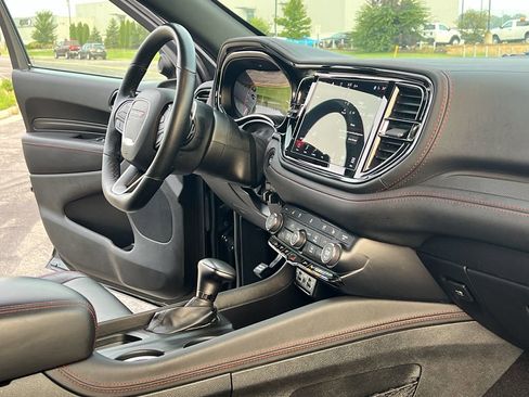 Used 2024 Dodge Durango GT image 31