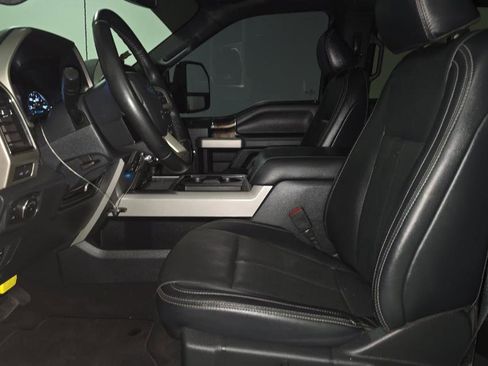 Used 2022 Ford F250 Lariat w/ Lariat Value Package image 16