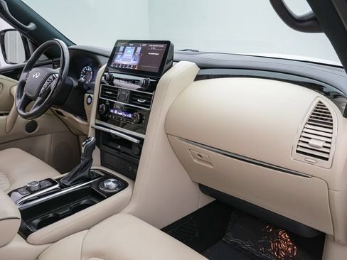 Used 2024 INFINITI QX80 Sensory w/ Cargo Package AWD/4WD image 27