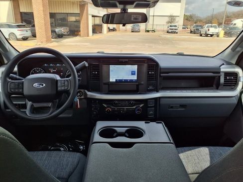 New 2026 Ford F250 XLT w/ FX4 Off-Road Package image 7