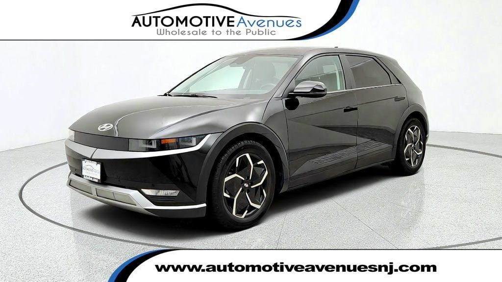 Used 2023 Hyundai Ioniq 5 SEL RWD image 1
