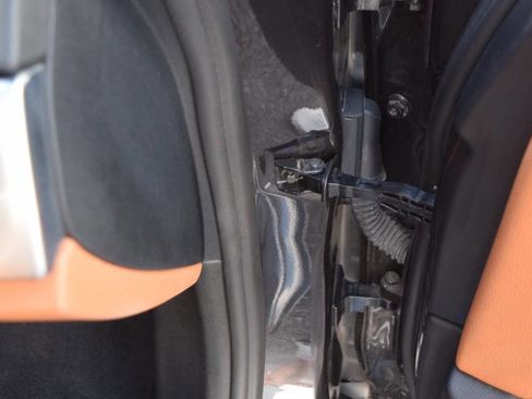 Used 2017 BMW 530i xDrive image 44