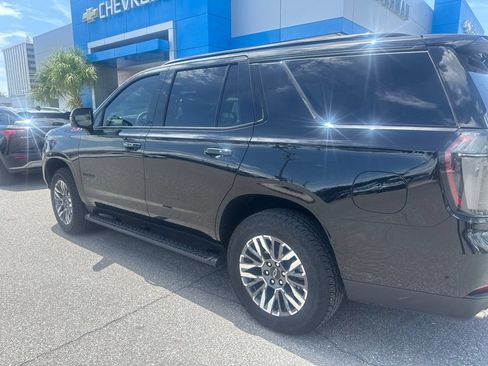 Used 2025 Chevrolet Tahoe Z71 w/ Comfort Package AWD/4WD image 6