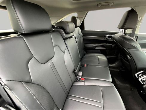 New 2026 Kia Sorento S w/ S Panoramic Sunroof Package FWD image 19
