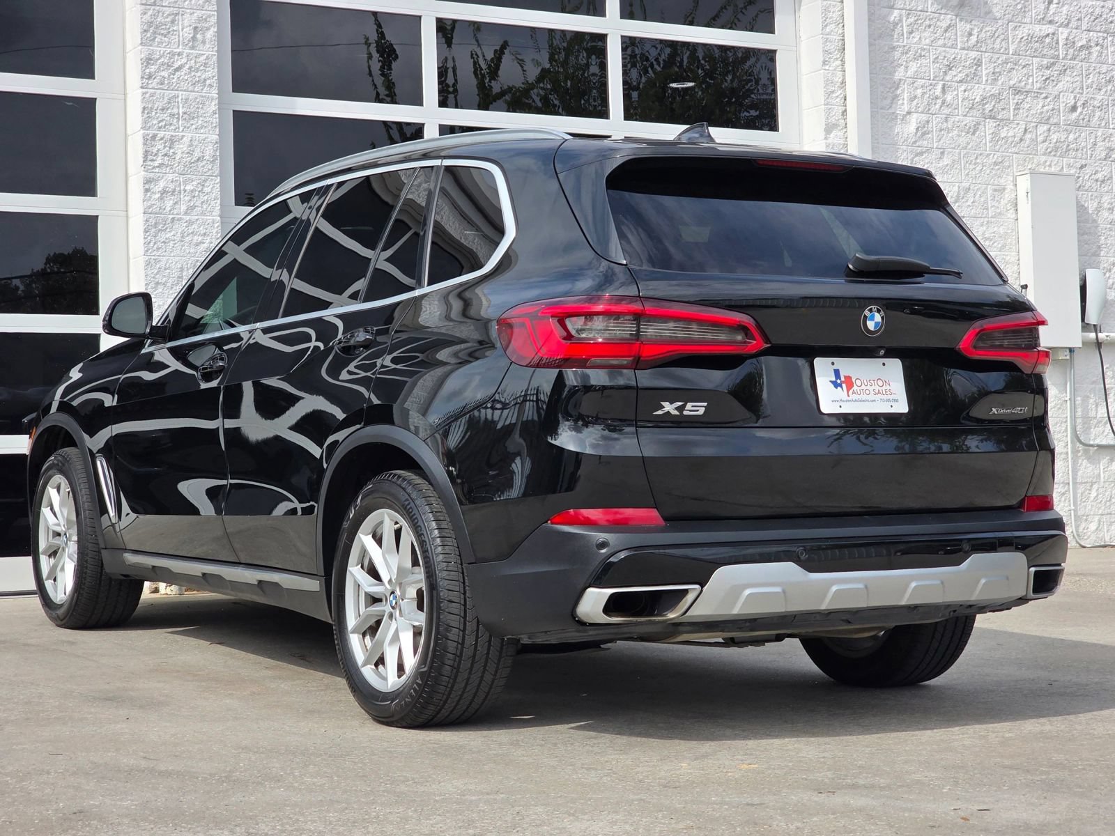 Used 2019 BMW X5 xDrive40i w/ Convenience Package AWD/4WD image 8