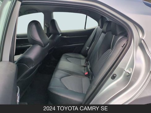 Used 2024 Toyota Camry SE FWD image 16
