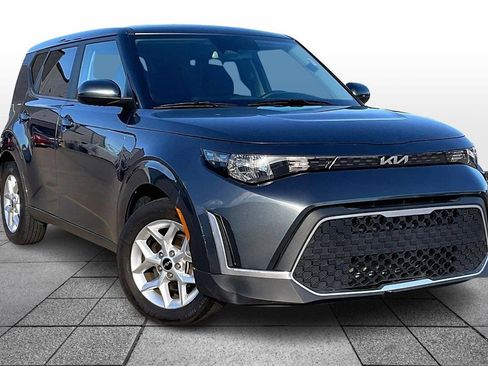 Certified 2023 Kia Soul S image 2