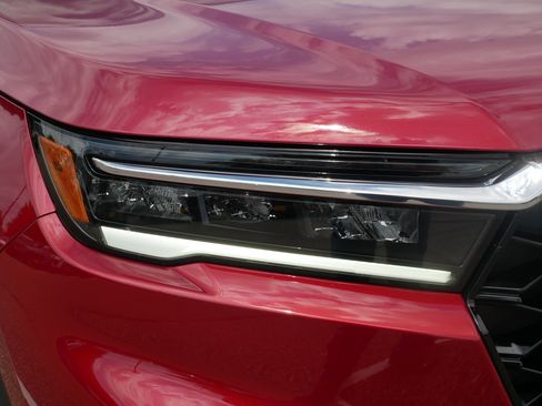 Certified 2023 Honda Pilot Touring image 16