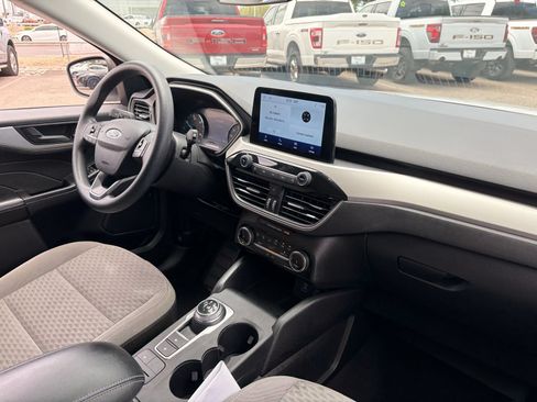 Certified 2022 Ford Escape SE AWD/4WD image 12