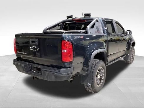 Used 2018 Chevrolet Colorado ZR2 w/ LPO, Door Decal Package image 4