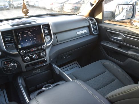 Used 2025 RAM 1500 Big Horn image 17