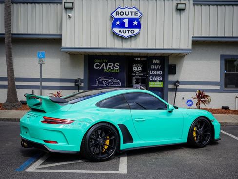 Used 2018 Porsche 911 GT3 RWD image 6