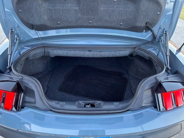 Used 2025 Ford Mustang GT Premium RWD image 13
