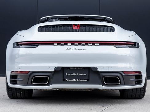 Certified 2022 Porsche 911 Carrera image 11