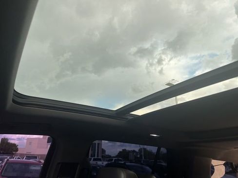 Used 2021 Chevrolet Tahoe Z71 w/ Rear Media and Nav Package image 19