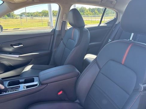 New 2025 Nissan Sentra SR w/ SR Premium Package image 9