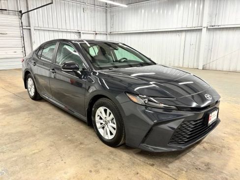 Certified 2025 Toyota Camry LE FWD image 1
