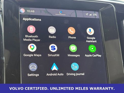 Certified 2025 Volvo XC40 B5 Plus AWD/4WD image 22
