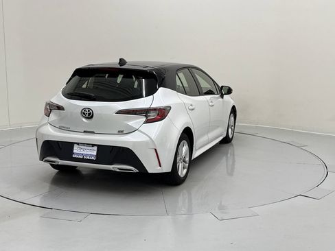 Used 2022 Toyota Corolla Hatchback image 6