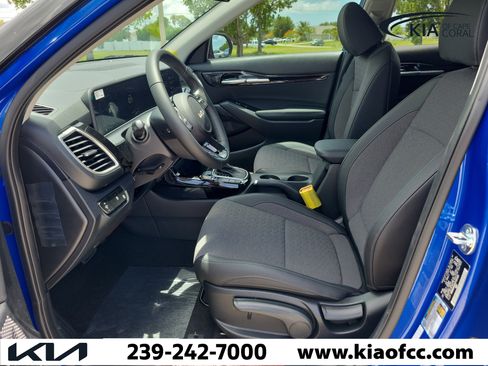 New 2026 Kia Seltos S FWD image 19