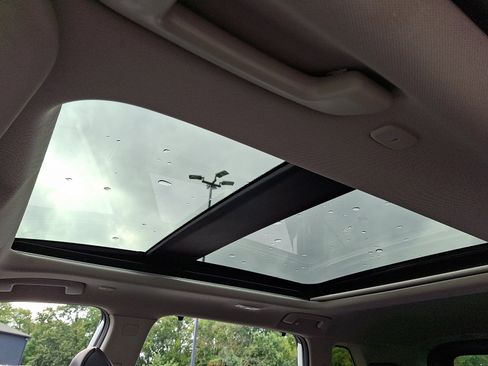 Certified 2023 Nissan Rogue SV w/ SV Premium B Package image 16