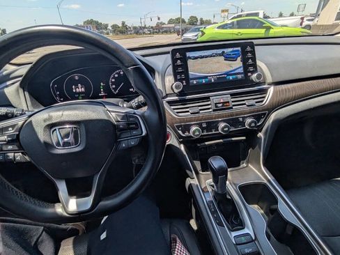 Used 2021 Honda Accord EX-L image 16