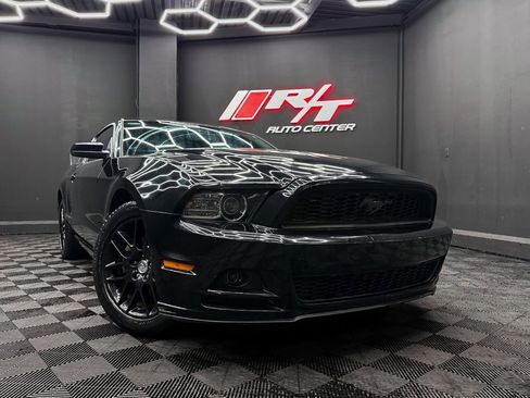 Used 2014 Ford Mustang V6 w/ Equipment Group 102A image 1