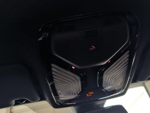 Used 2026 BMW M2 w/ Lighting Package RWD image 30