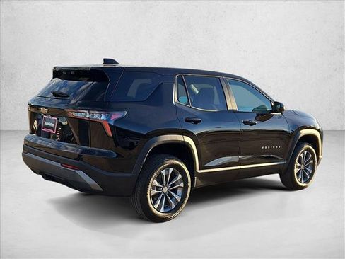 New 2026 Chevrolet Equinox LT w/ Safety and Technology Package image 2