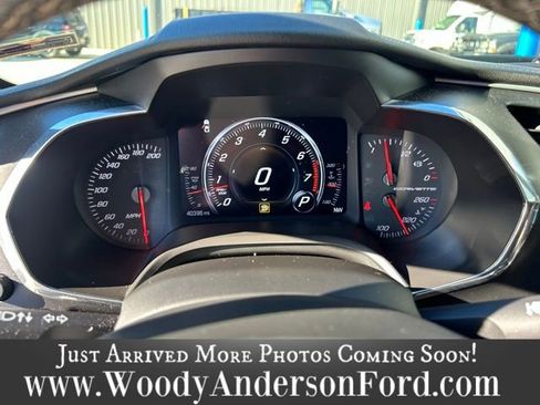 Used 2015 Chevrolet Corvette Stingray Coupe image 10