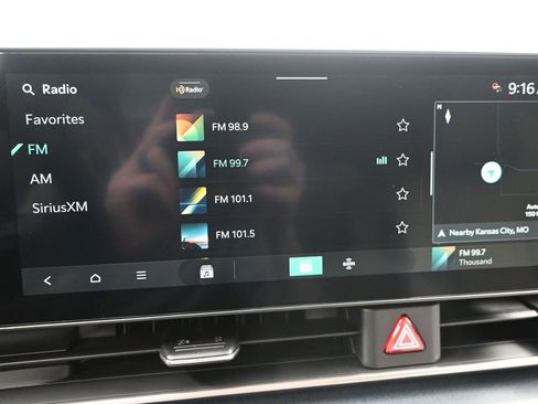 New 2026 Kia Carnival EX FWD image 18