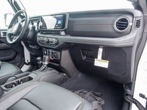 New 2025 Jeep Wrangler Sahara AWD/4WD image 8