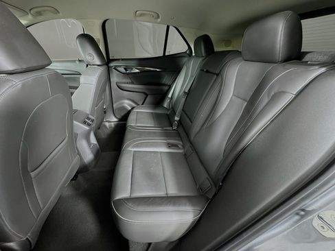 Used 2021 Buick Envision Essence w/ Sport Touring Package AWD/4WD image 23