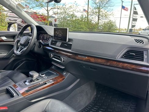 Used 2018 Audi Q5 2.0T Premium Plus AWD/4WD image 24