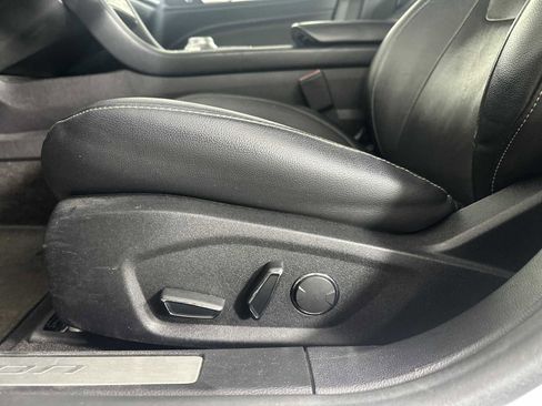 Used 2019 Ford Fusion Titanium image 32