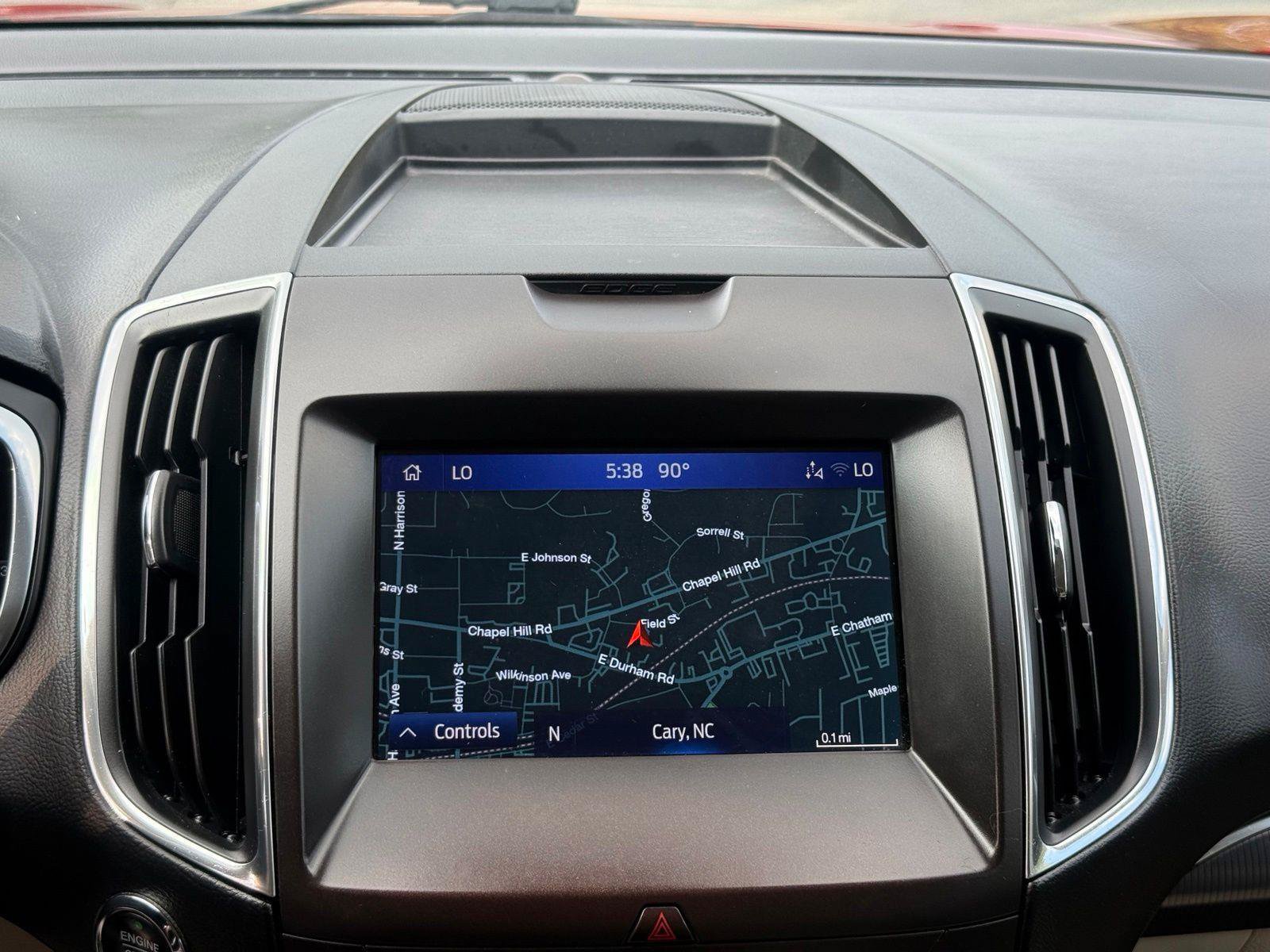 Used 2020 Ford Edge Titanium FWD image 44
