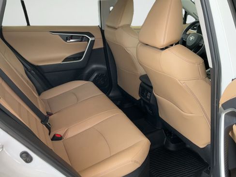 Used 2025 Toyota RAV4 Limited w/ Advanced Technology Package AWD/4WD image 22