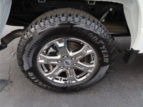 Used 2023 Ford F150 Lariat image 22