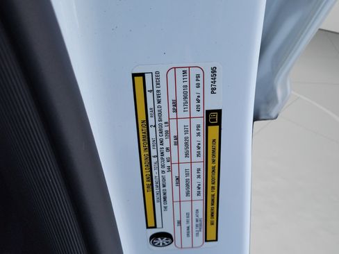 Certified 2023 Jeep Grand Cherokee L Laredo AWD/4WD image 30