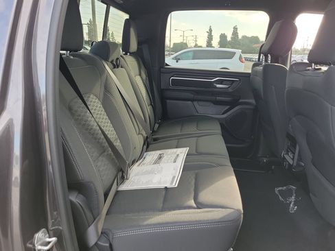 New 2026 RAM 1500 Big Horn AWD/4WD image 16