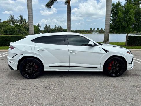 Used 2024 Lamborghini Urus S AWD/4WD image 5