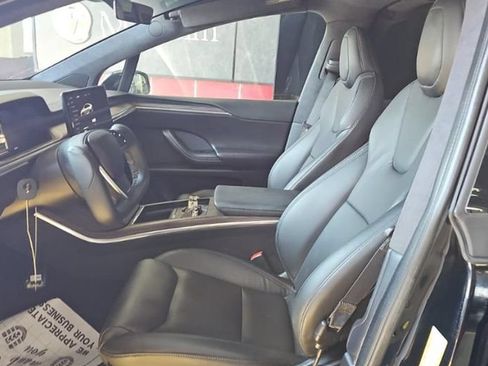 Used 2022 Tesla Model X AWD/4WD image 4