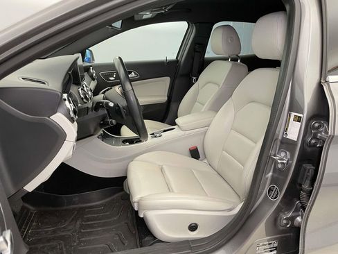 Used 2019 Mercedes-Benz GLA 250 4MATIC image 5