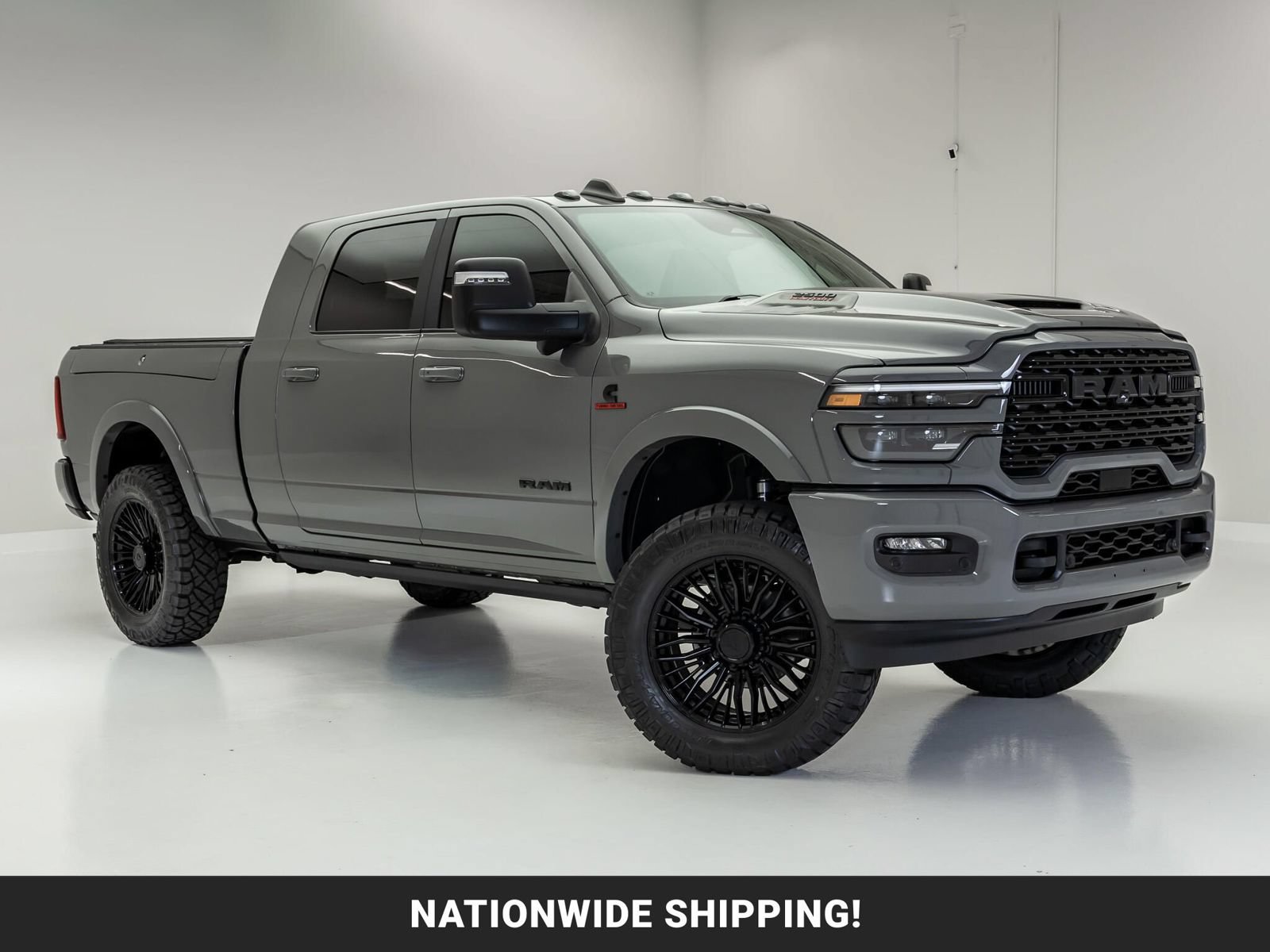 Used 2026 RAM 2500 Limited AWD/4WD image 1