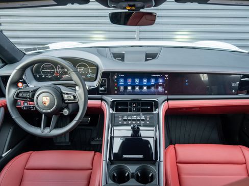 New 2026 Porsche Panamera 4 image 21