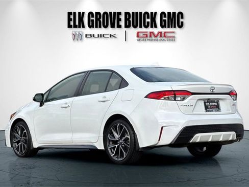 Used 2022 Toyota Corolla SE image 6